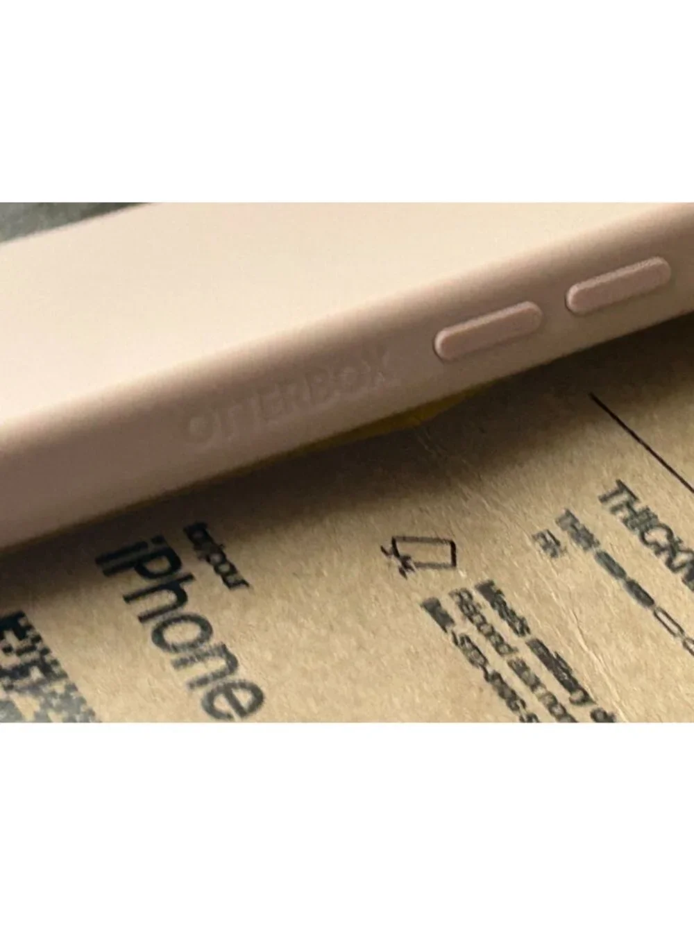 OtterBox iPhone 17 Figura Case Rose Smoke Pink MagSafe Minimalist Protective